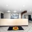 Super 8 by Wyndham Farmington