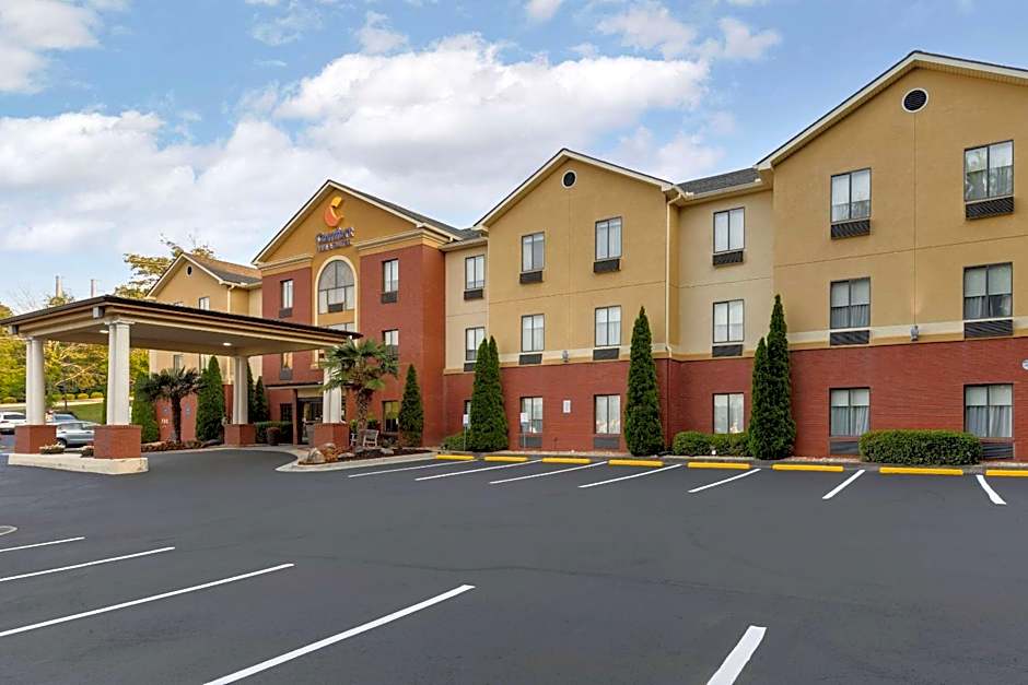Comfort Inn & Suites