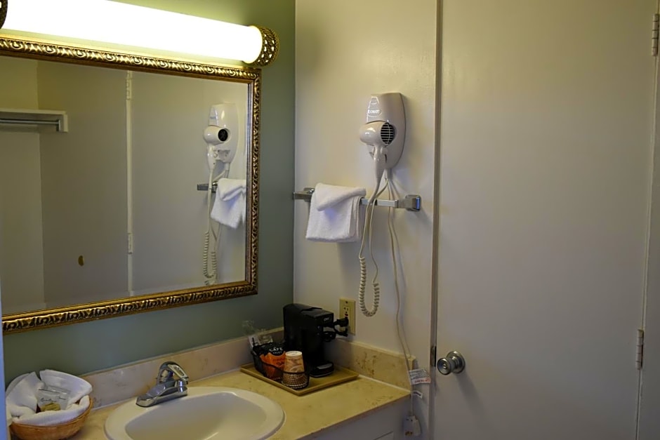 Travelodge by Wyndham Red Bluff