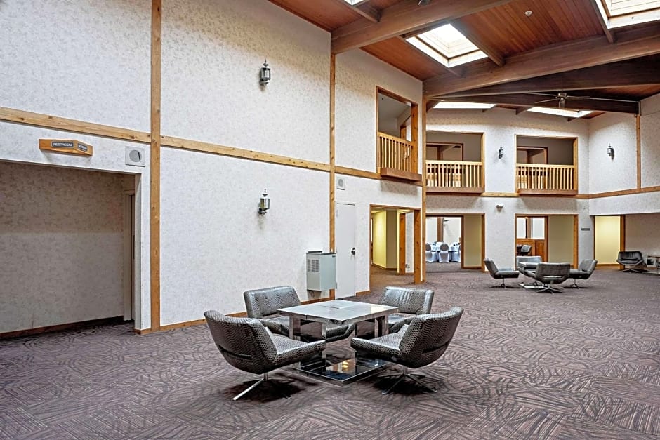 Quality Inn Frontier at US Hwy 30