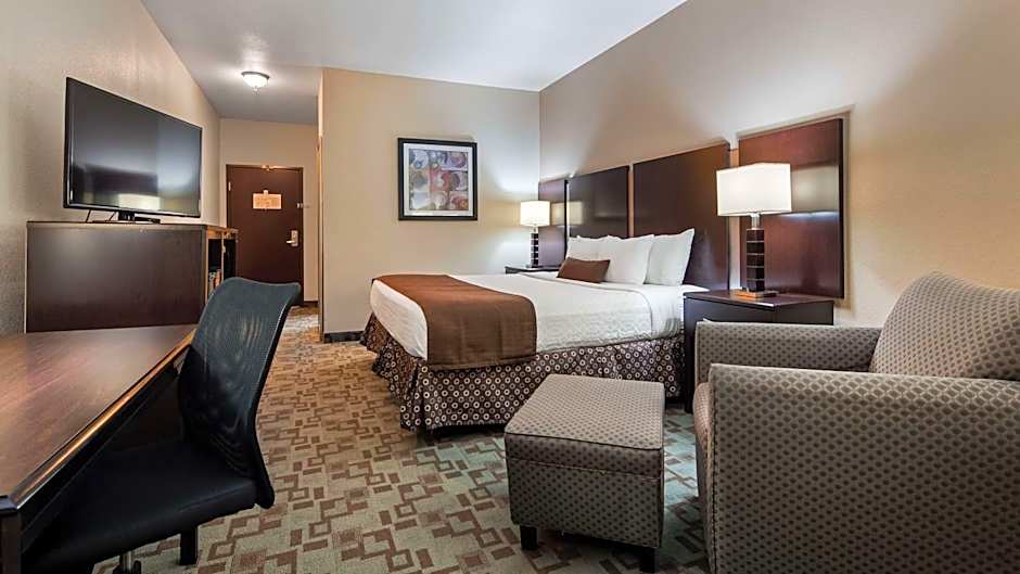 Best Western Plus Eastgate Inn & Suites