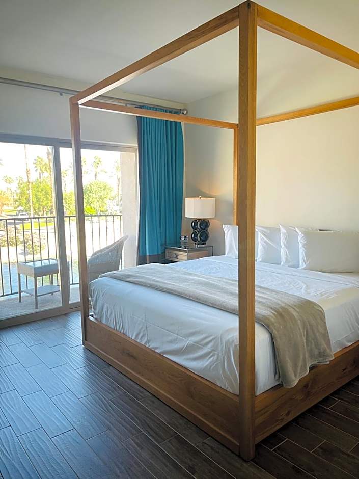 The Chateau at Lake La Quinta