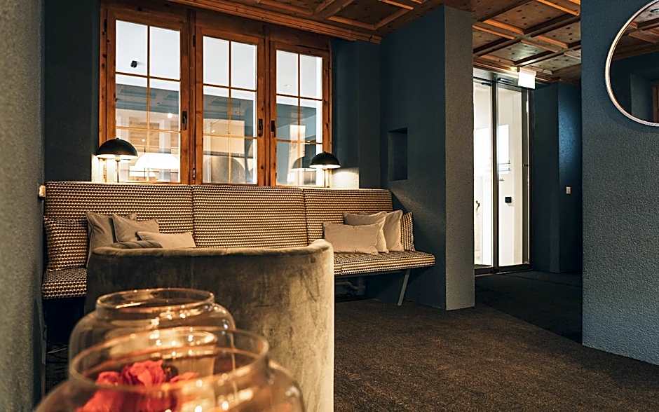 Hotel National by Mountain Hotels