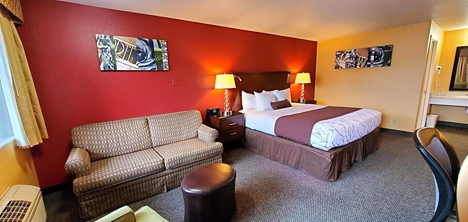 Olympic Inn & Suites