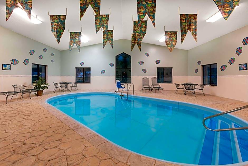 Baymont by Wyndham Hot Springs