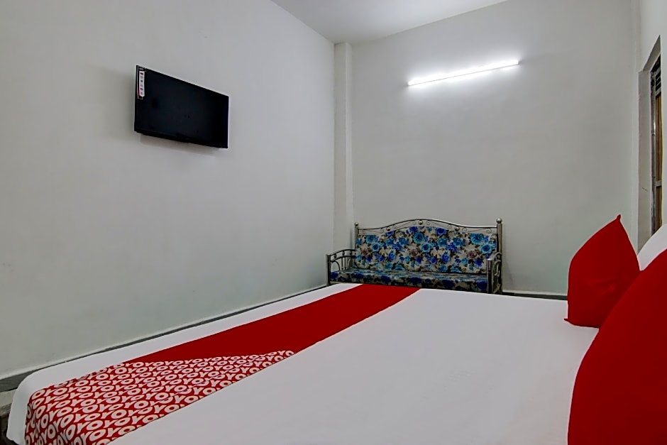 Hotel O R S Guest House