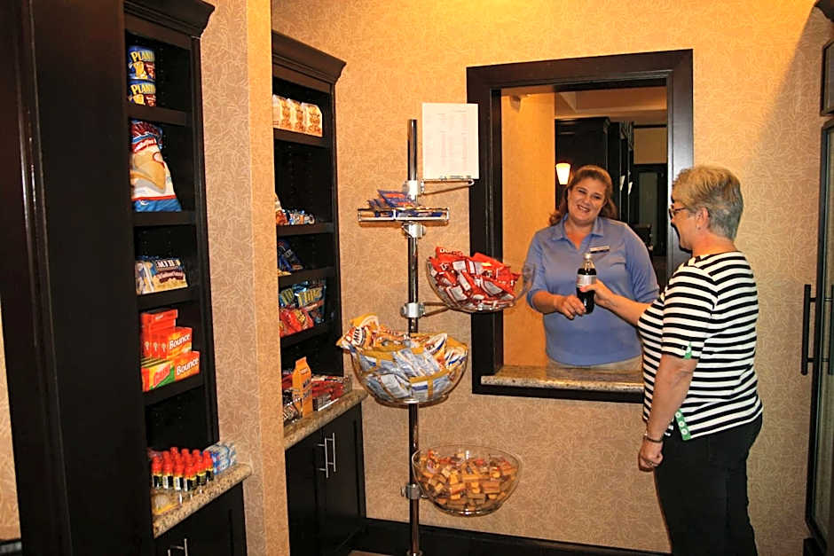 Hampton Inn By Hilton & Suites Buffalo