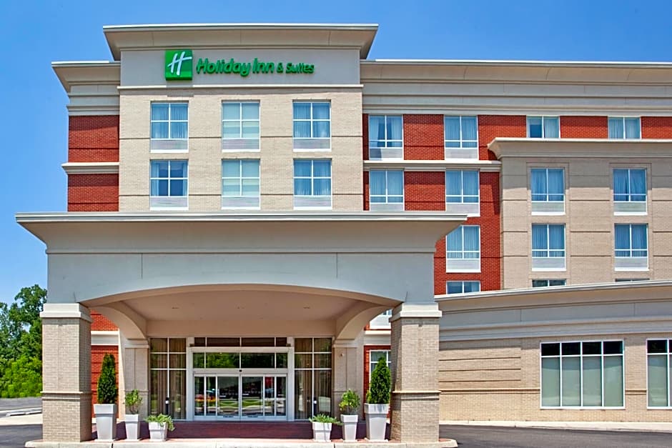 Holiday Inn Hotel & Suites Gateway By IHG
