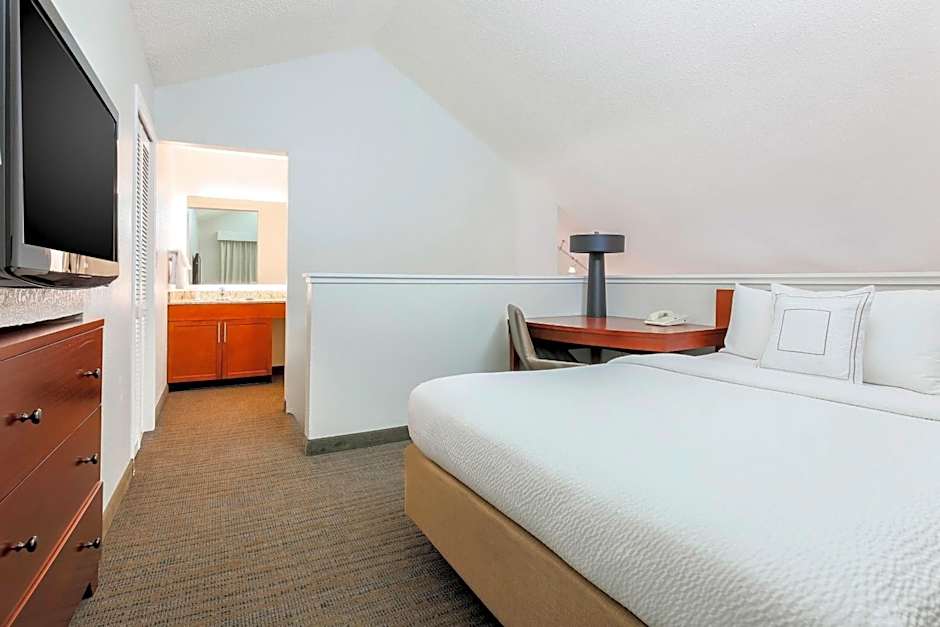 Residence Inn by Marriott Chicago Deerfield