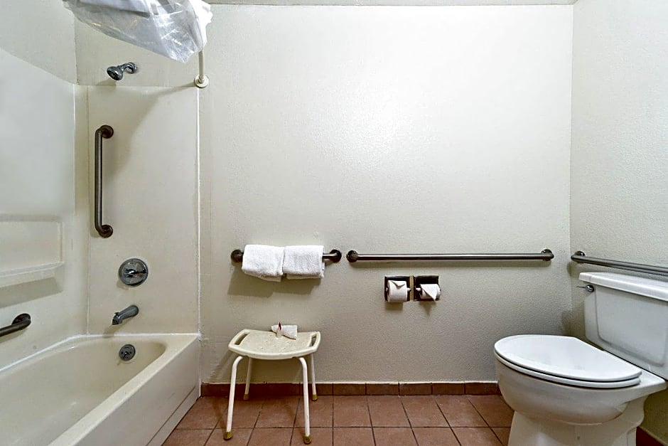Americas Best Value Inn Delano