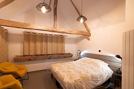 Studio with Garden View