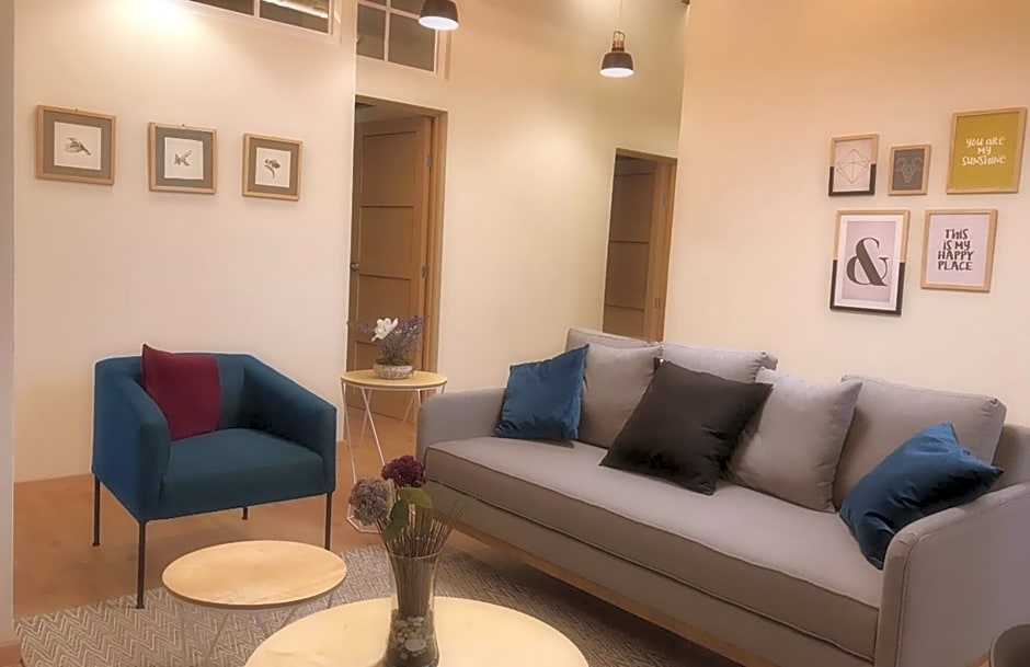 CASA DONCELES PREMIUM PENTHOUSE, Prime Location, Super Spacious!!