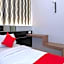 Super OYO 44083 Hotel Orchard Inn