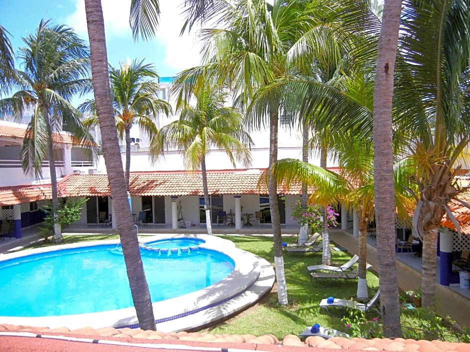 Hotel Plaza Almendros