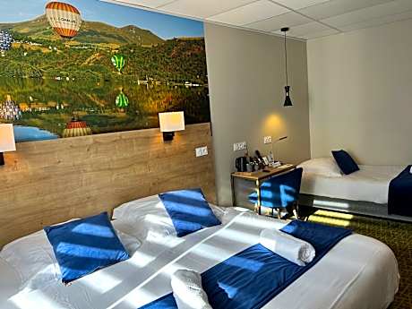 Cozy Triple Room