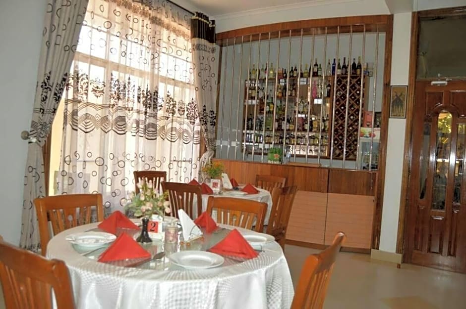 Venice Hotel