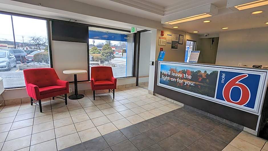 Motel 6-Leominster, MA