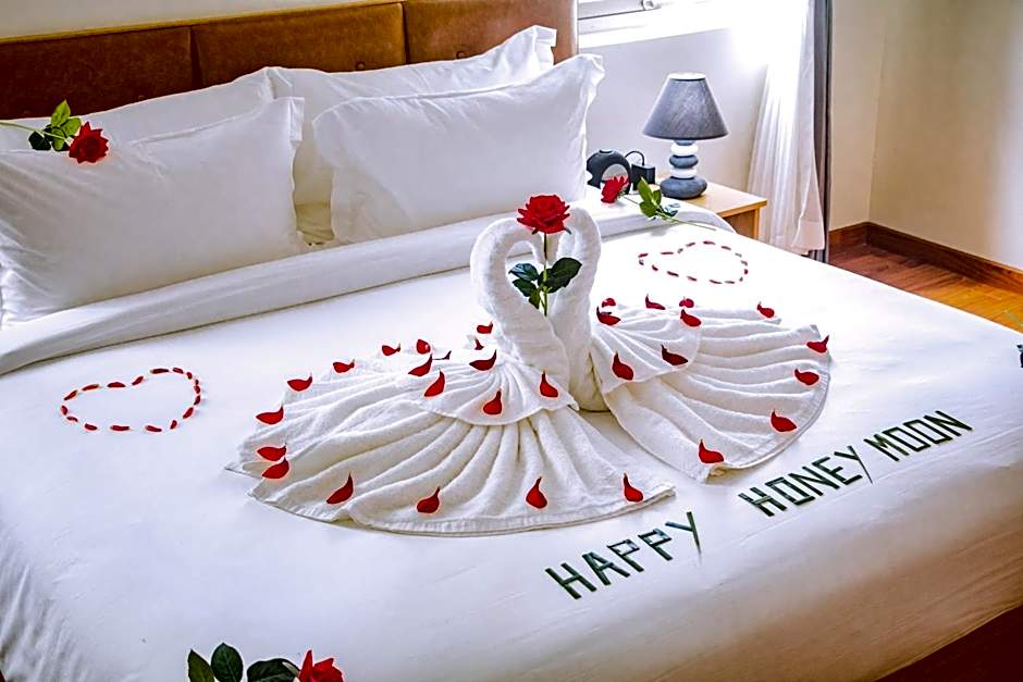 Sea Breeze Hotel & Villa