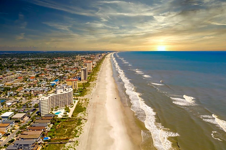Holiday Inn Express & Suites Jacksonville - Town Center By IHG