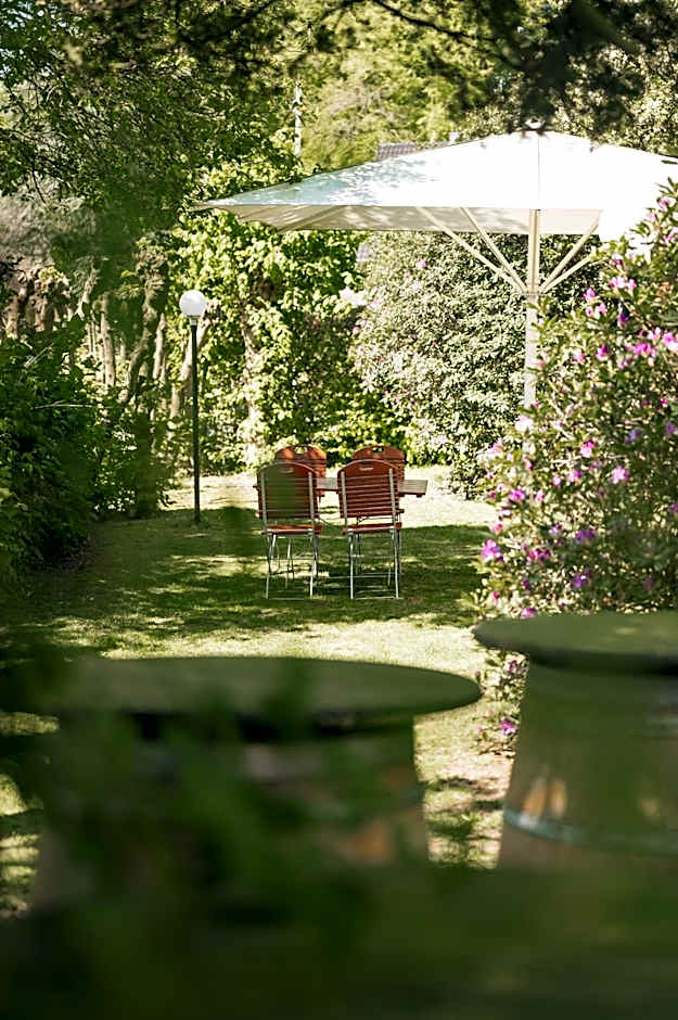 Landgasthof-Unter den Linden