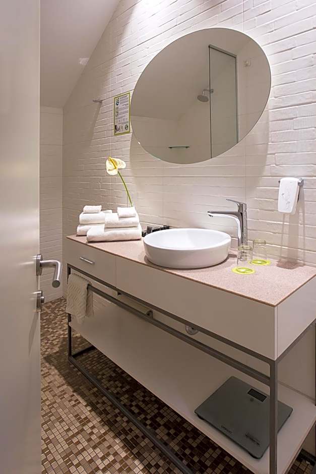 Jump INN Hotel Belgrade