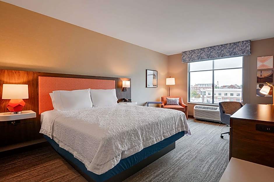 Photo 1 of 6 of 1 King Bed, Hearing/Mobility Accessible, Roll in Shower