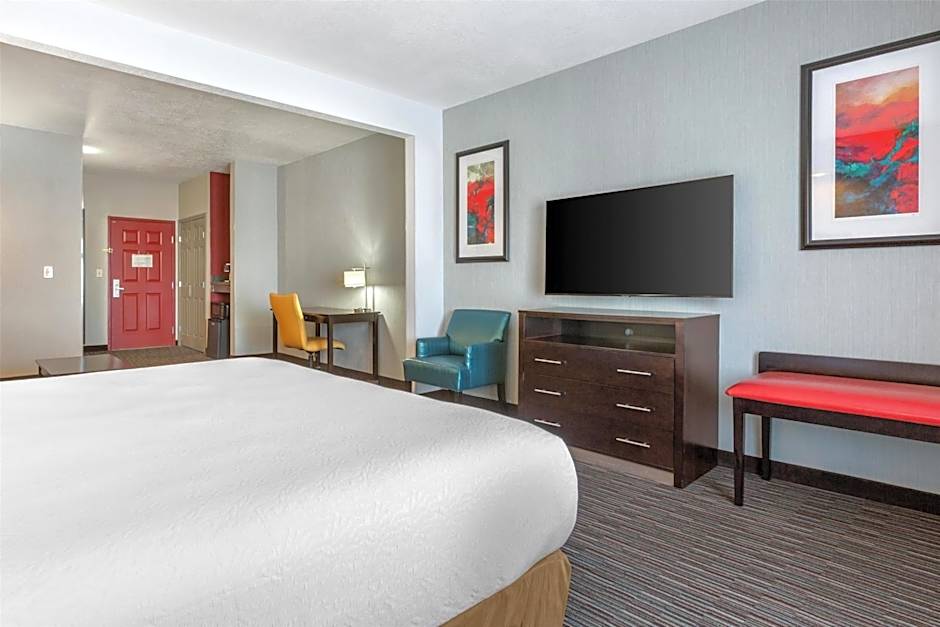 Best Western Plus Gallup Inn & Suites
