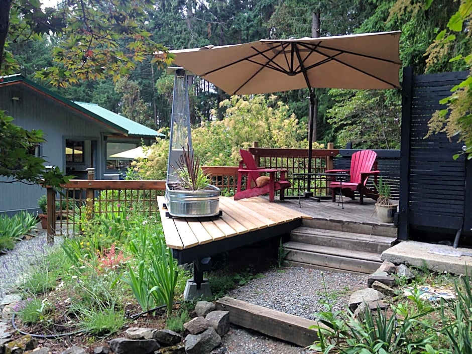 Salt Spring Carriage House B&B