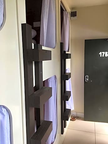 Capsule Beds Room