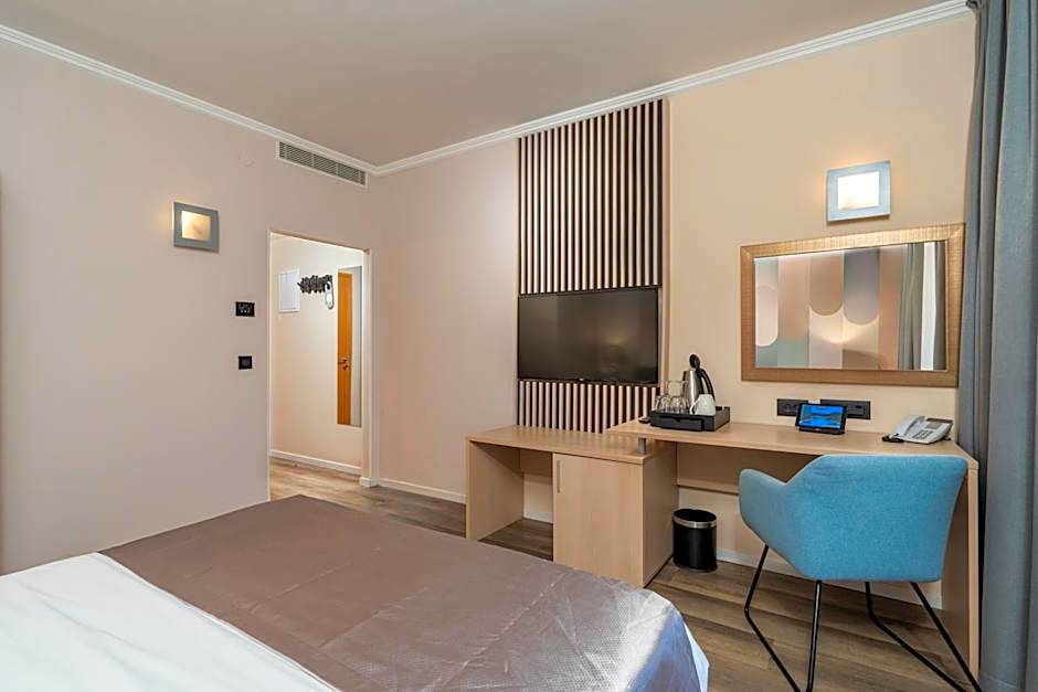 Berkeley Hotel & Day Spa