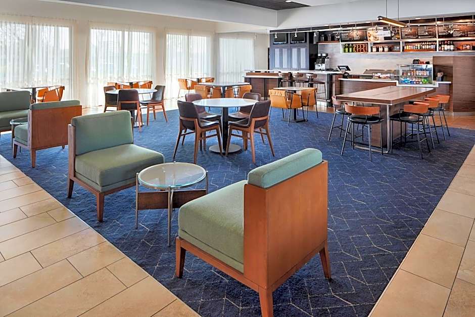 Courtyard By Marriott Columbus Dublin