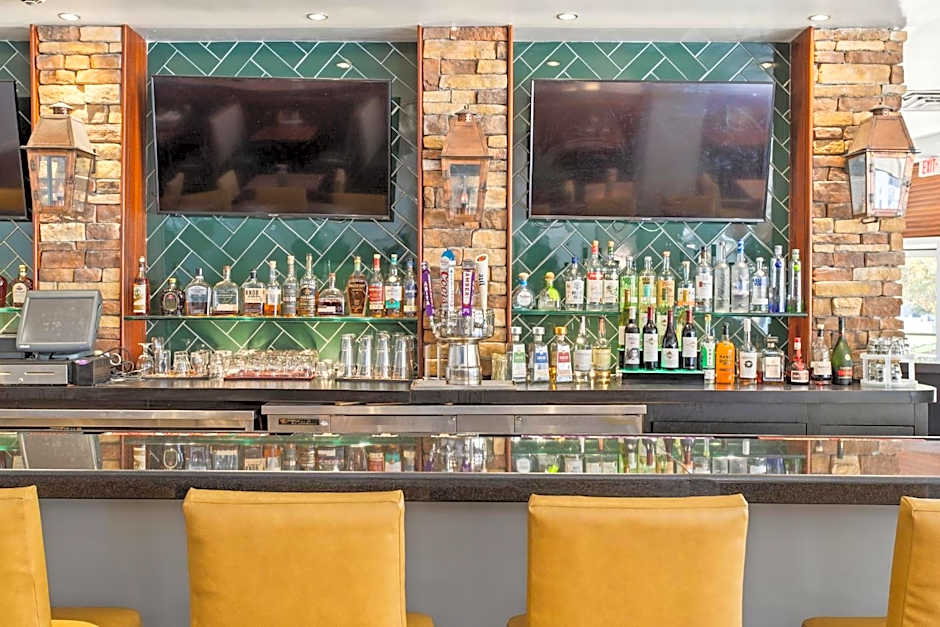 Holiday Inn Baton Rouge College Drive I-10 By IHG