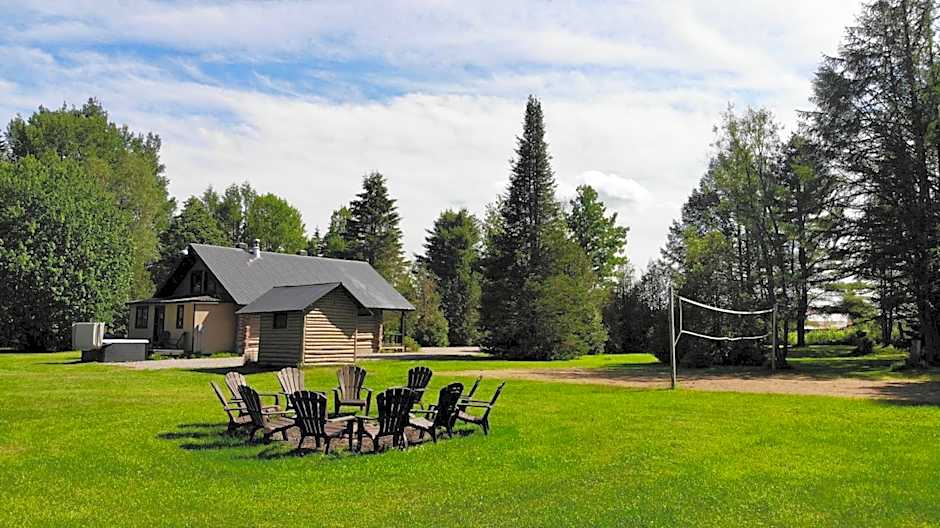 Les Chalets Tourisma - Chalet en bois rond avec spa - Chalet du 4e