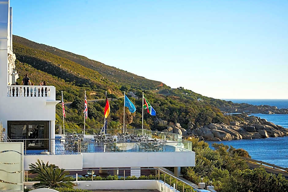 Twelve Apostles Hotel & Spa