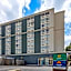 Quality Inn & Suites Charleston - Civic Center