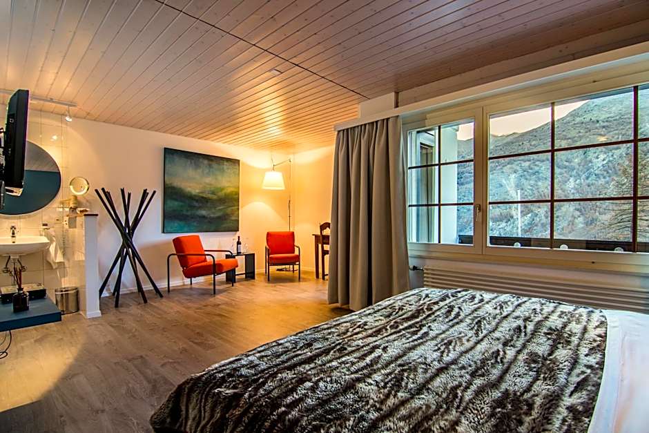 Waldhotel Fletschhorn Panoramic Retreat in Saas Fee