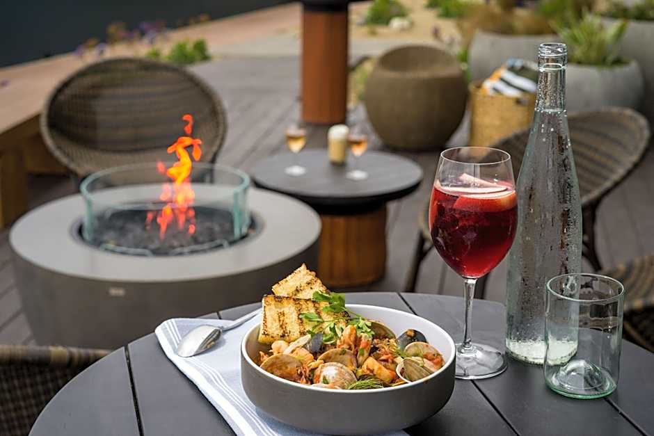 Monterey Beach Hotel, a Tribute Portfolio Hotel