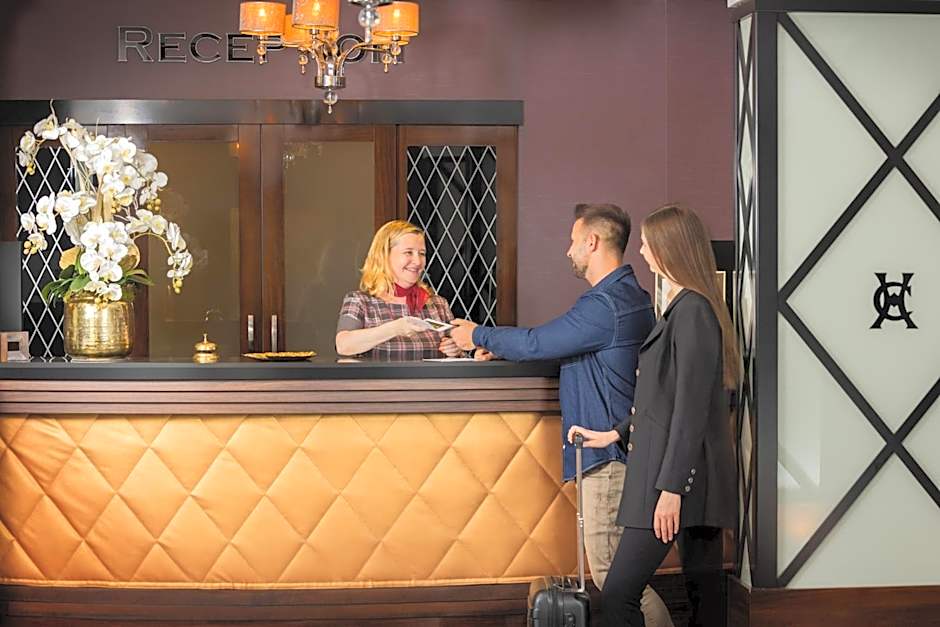 Carlton Hotel Buda Castle