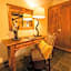 Elandela Private Game Reserve and Luxury Lodges Pty Ltd