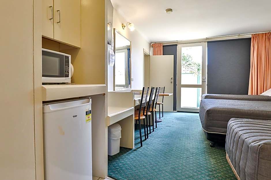 Cottonwood Motor Inn