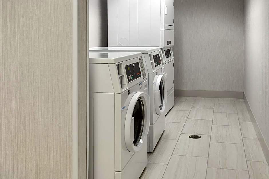 Holiday Inn Express & Suites South Portland By IHG