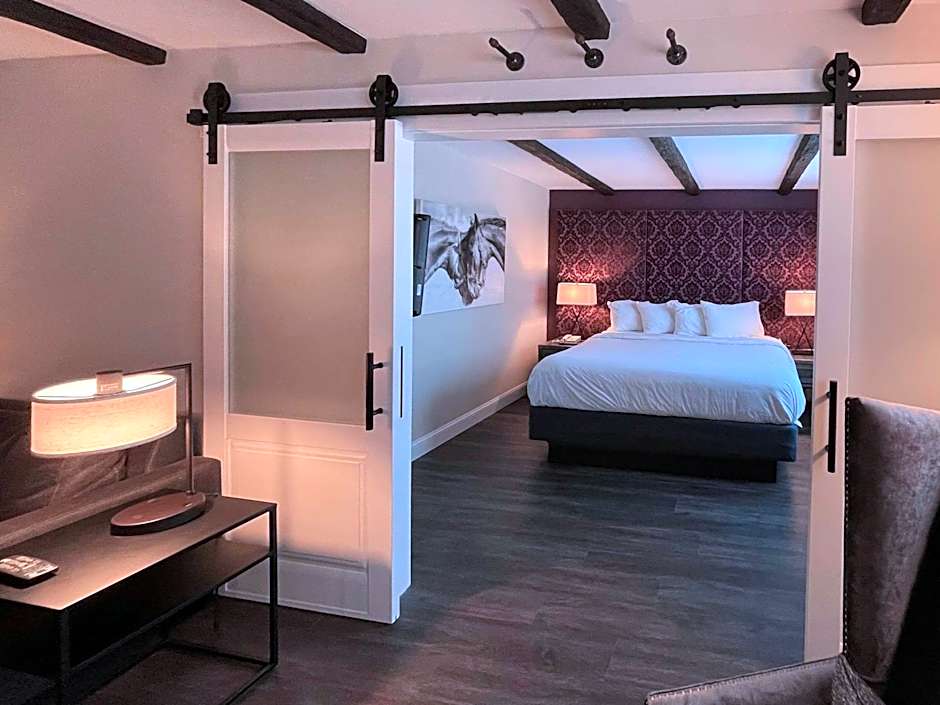 The Century House, Ascend Hotel Collection
