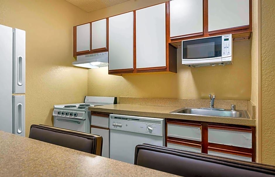 Extended Stay America Suites - Arlington - Six Flags