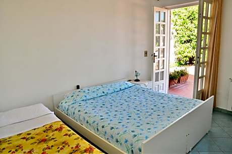 Triple Room with Bathroom