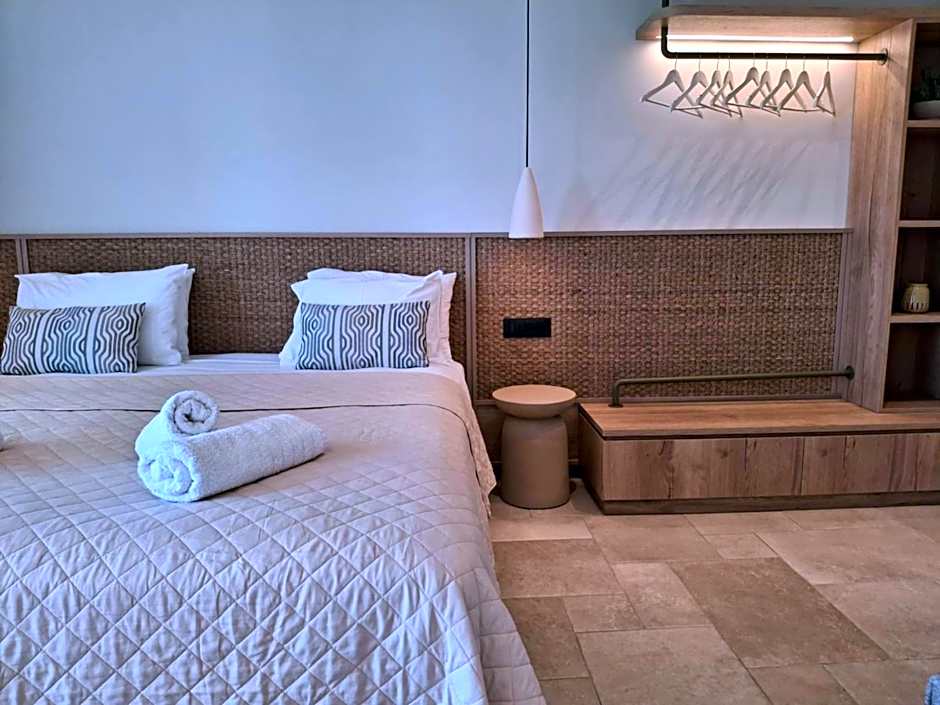 Panorama Studios & Apartments