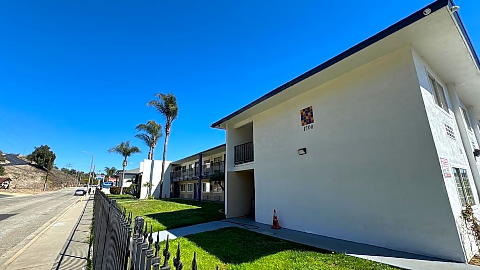 Travelodge by Wyndham Fairplex Pomona