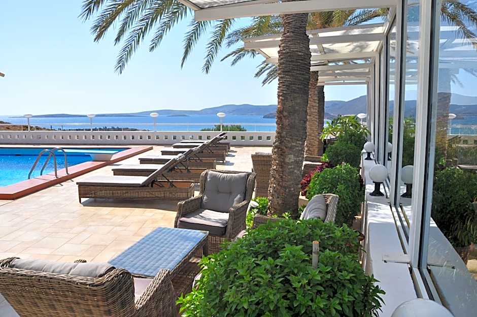 Castri Village Hotel