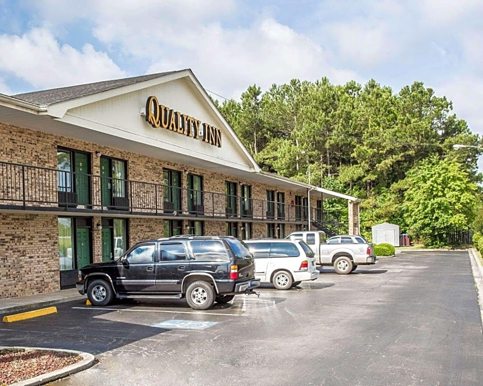 Quality Inn Manning I-95
