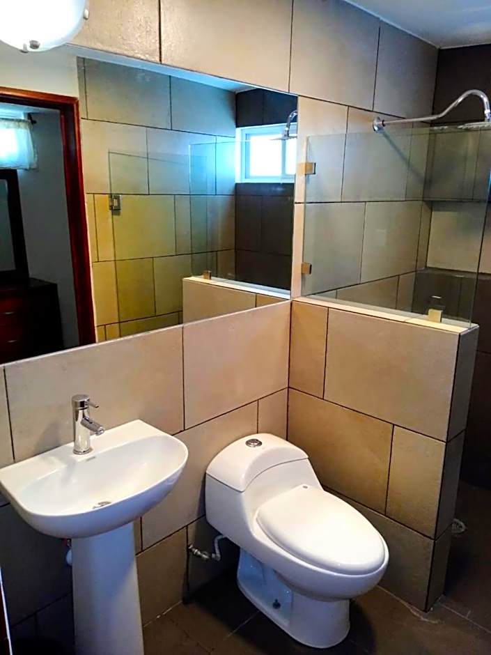 Finca Mc'Clau Teotihuacan, Casa residencial entera