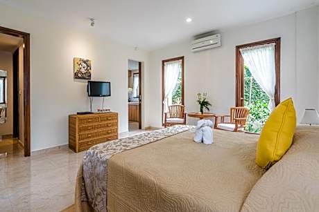 Studio with Pool View